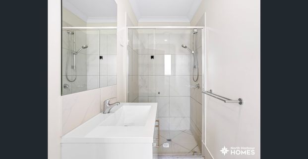 Modern Three-Bedroom Duplex - Photo 1