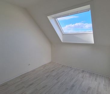 Nieuwbouwwoning met drie slaapkamers, carport en ruim terras met mo... - Photo 5