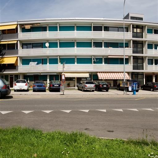 Appartement rafraîchi de 2.5 pièces au 1er étage - Photo 2