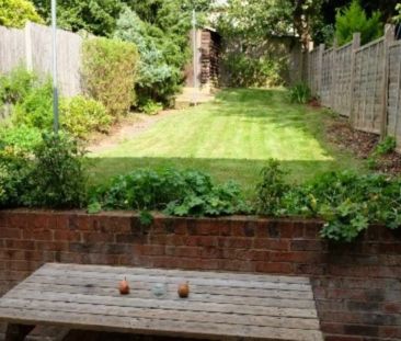 Newstead, Hatfield - Photo 1
