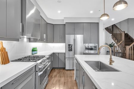 For Lease - 6 Vaudeville Drive, Toronto, Ontario - Photo 3