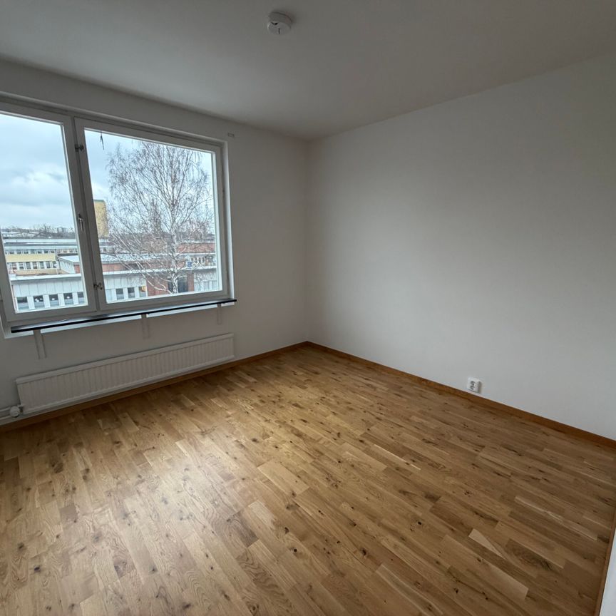 Snickaregatan 9 – 3rok (lgh 1202) - Foto 1