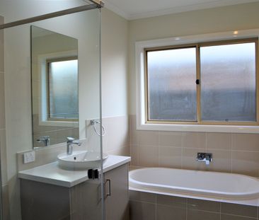 13 Renton Street, Marsden Park NSW 2765 - House For Rent | Domain - Photo 4