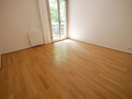 Location Appartement 5 pièces 105m² - Photo 4