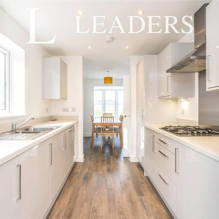 1 bedroom in a house share to rent - Photo 4