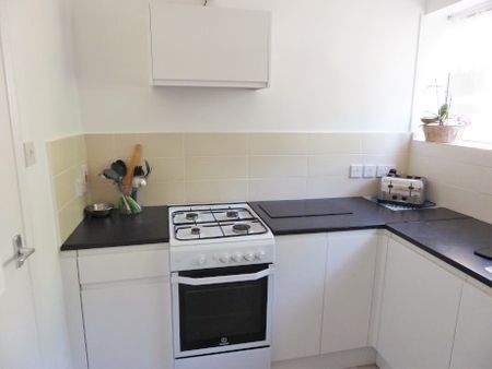 Room in a Shared House, Methwold Road, W10 - Photo 4