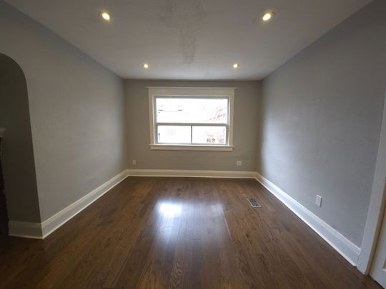 For Lease - 265 Willow Avenue Unit# Upper Level, Toronto, Ontario - Photo 1