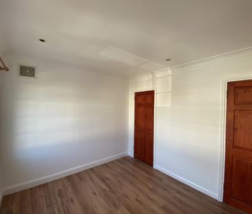 2 bedroom maisonette to rent - Photo 2