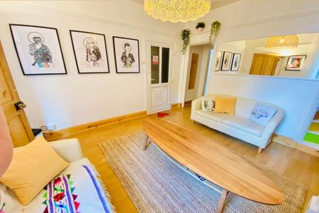 4 bedroom terraced house to rent - Photo 3