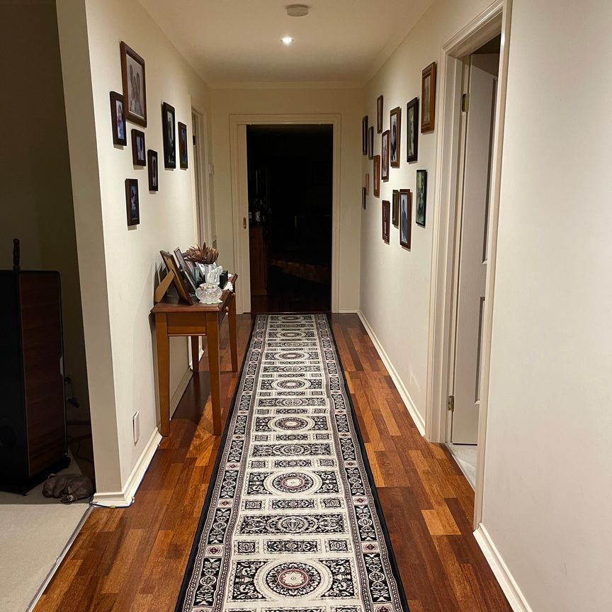 Langwarrin - Photo 1