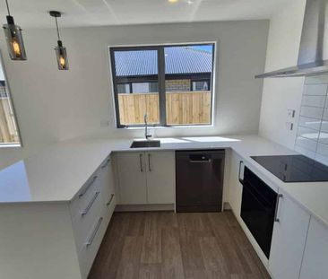 Brand new in Selwyn Meadows - Photo 4