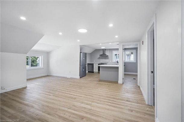 For Lease - 10 Comet Avenue Unit# 2, Hamilton, Ontario - Photo 1