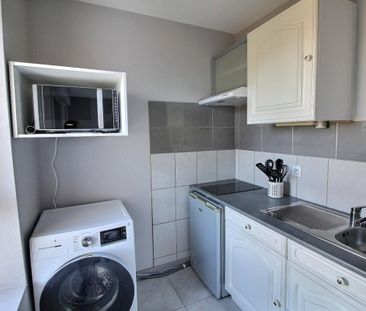 Location Appartement 1 pièce Meublé 27m² ST ETIENNE 42100 - Photo 4