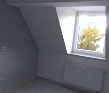 gemütliche 2-Zimmer Maisonette Wohnung mit PKW- Stellplatz - Photo 2