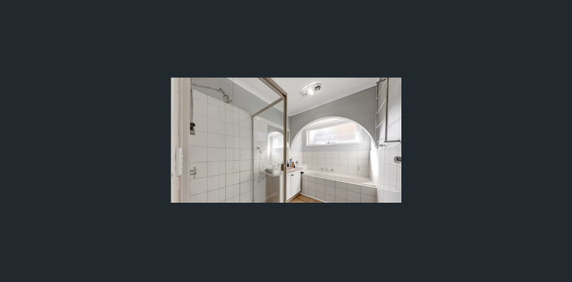 Spacious one bedroom unit in heart of Cranbourne - Photo 2