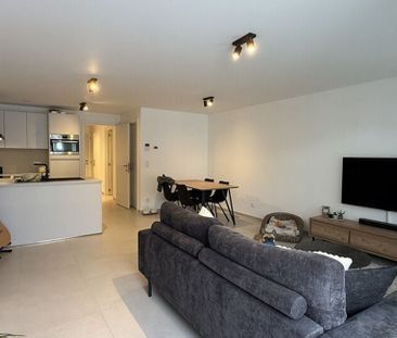 Appartement te huur in Merchtem voor € 780 met 1 slaapkamer - Photo 2