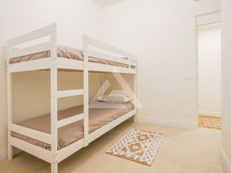 Location Appartement 3 pièces 57m² BEAUSOLEIL 06240 - Photo 3