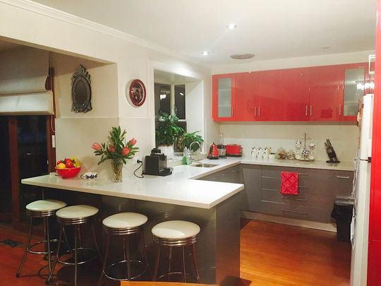 Oakleigh South - Photo 1