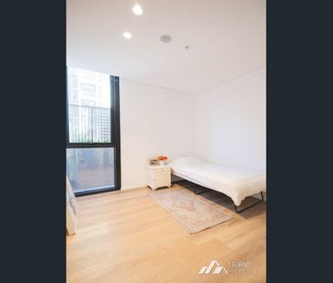 Stylish Modern Apartment with Oversized Study & Exceptional Upgrades - Photo 2