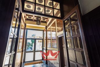 Rif. 757 | 3 locali in via padova ang. conegliano - milano.