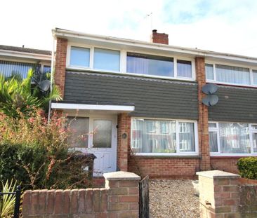 3 bedroom terraced house to rent - Photo 1
