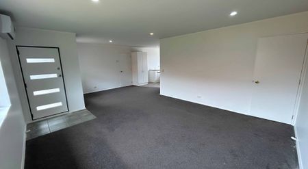 Newly renovated and Spacious Family Home - Photo 5