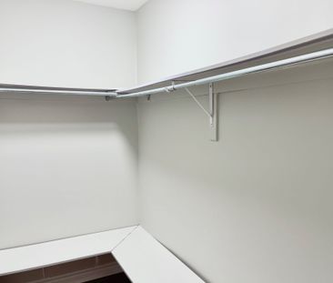 For Lease - 137 Kimono Crescent, Richmond Hill, Ontario - Photo 4