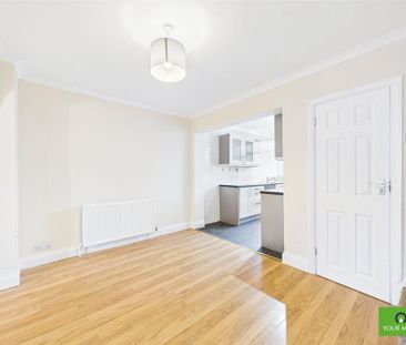 2 bedroom semi-detached house to rent - Photo 3