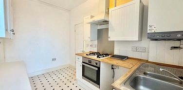 Egbert Road, Westgate-On-Sea, CT8 8SH, Kent - Photo 2