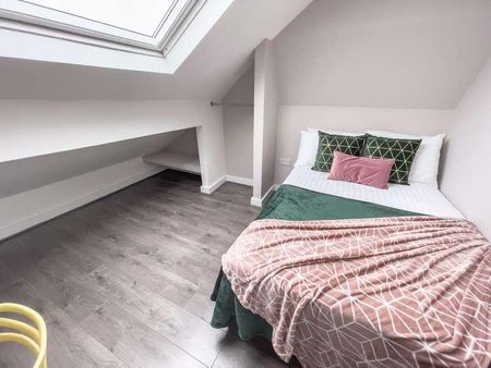 Gilroy Road ( Beds), L6 - Photo 4