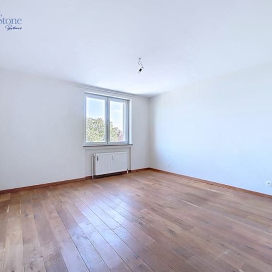 Appartement te huur - Foto 1