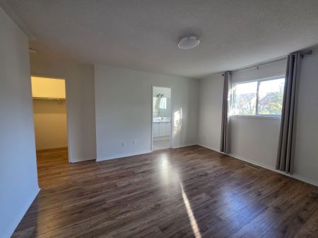 For Lease - 1725 Woodgate Trail, Oshawa, Ontario - Photo 3