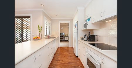 Great Family Home - Photo 4