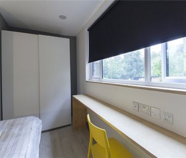 141 Blacker Road, Huddersfield, HD2 - Photo 4