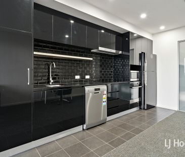 2114/120 Eastern Valley Way, Belconnen ACT - Photo 6