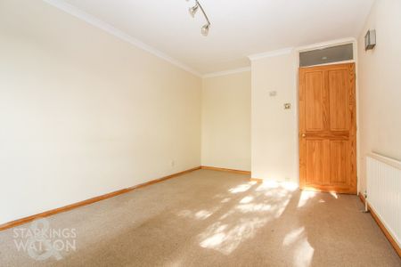 Riverdale Court, Brundall, Norwich - Photo 2