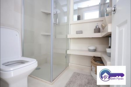 1 Bedroom Room in Flat Share To Rent - Photo 3