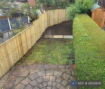 2 bedroom semi-detached house to rent - Photo 2