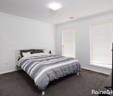 3/12 Beetson Street, Boorooma, NSW 2650 - Photo 6