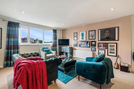 2 bedroom apartment to rent - Photo 4