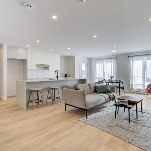 2 CH - 1 SDB - Huntingdon - $1,250 /mo - Photo 1