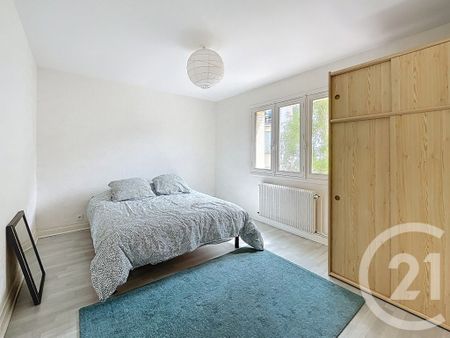Location Appartement 3 pièces 52m² CHAMALIERES 63400 - Photo 4