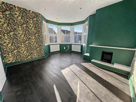 Sunningdale Avenue, Leigh-on-sea, SS9 - Photo 3