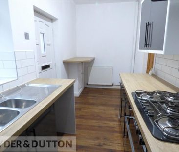 2 bedroom terraced house to rent - Photo 6