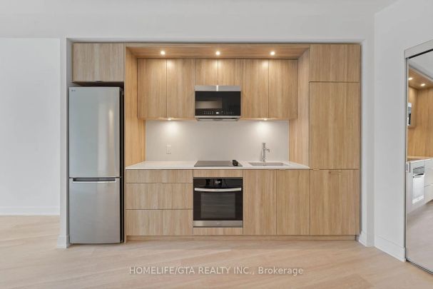 25 Cordova Avenue #305 - Photo 1