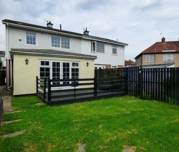 3 bed semi-detached house to rent in Bideford Gardens, Jarrow, NE32 - Photo 2