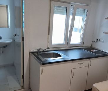 Alquiler de piso en Calle Alonso de Palencia - Photo 5