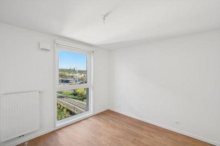 Louer appartement 4 pièces de 99 m² - Photo 2