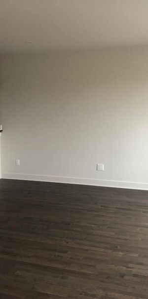 Maison de ville moderne à louer (construite en 2020)/Mondern Townhouse for rent (2020 Bulit) - Photo 1