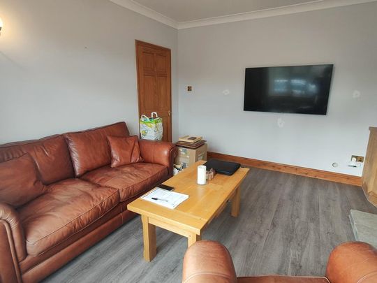 4 bedroom house to rent - Photo 1